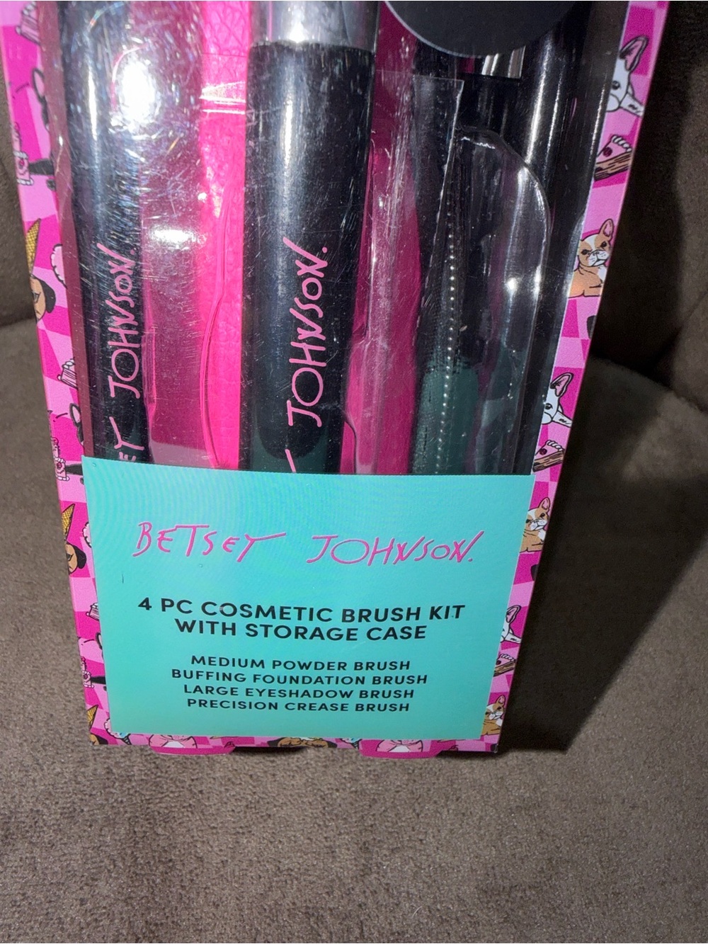 Betsey Johnson Pink & Black 4-Piece Cosmetic Brush Set